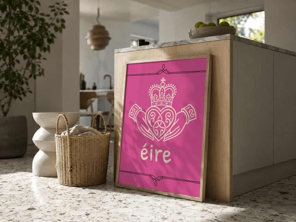 Claddagh Éire Irish print – room mockup 2