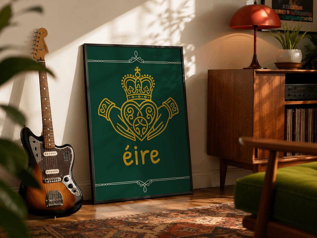 Claddagh Éire Irish print – room mockup 4