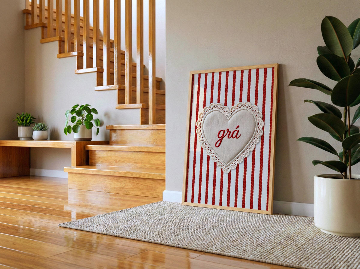 Grá Embroidery Heart Irish print – photo 6